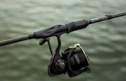 USA Custom Series - 7' 0" Medium, Mod-Fast (Spinning) -Fishing Promotion Sale 1H2A7308